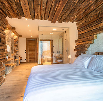 Copertura pareti camera in legno